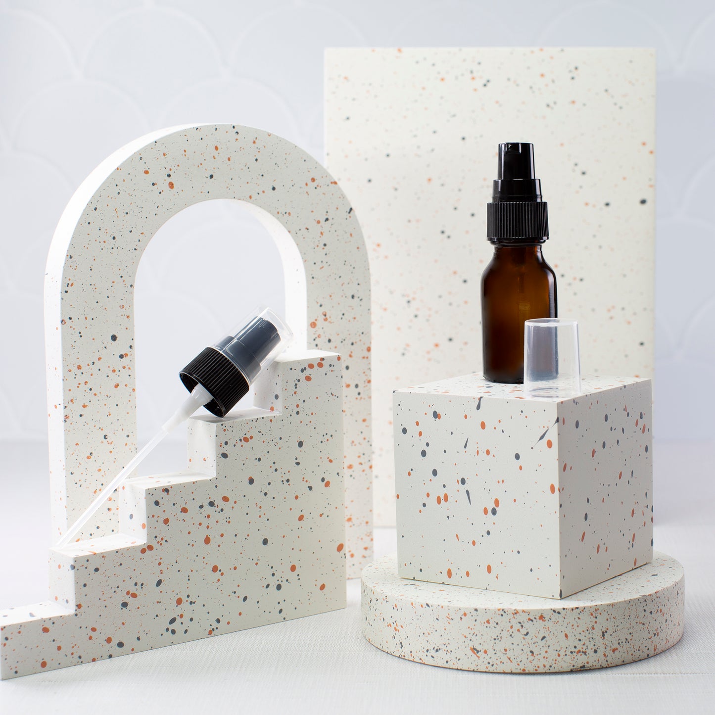 15 ml Amber Glass Bottle with 20-400 Black Treatment Pump