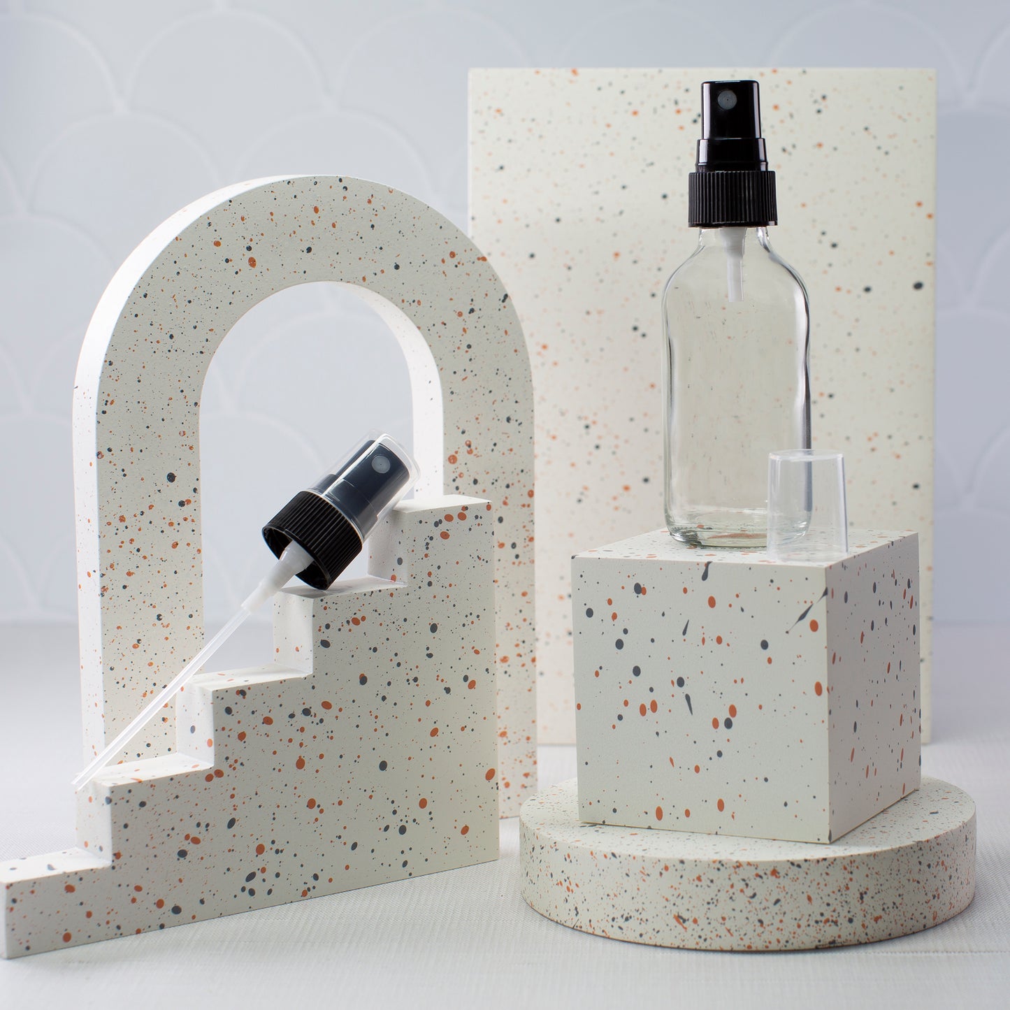 2 oz Clear Glass Bottle with 20-400 Black Fine Mist Sprayer