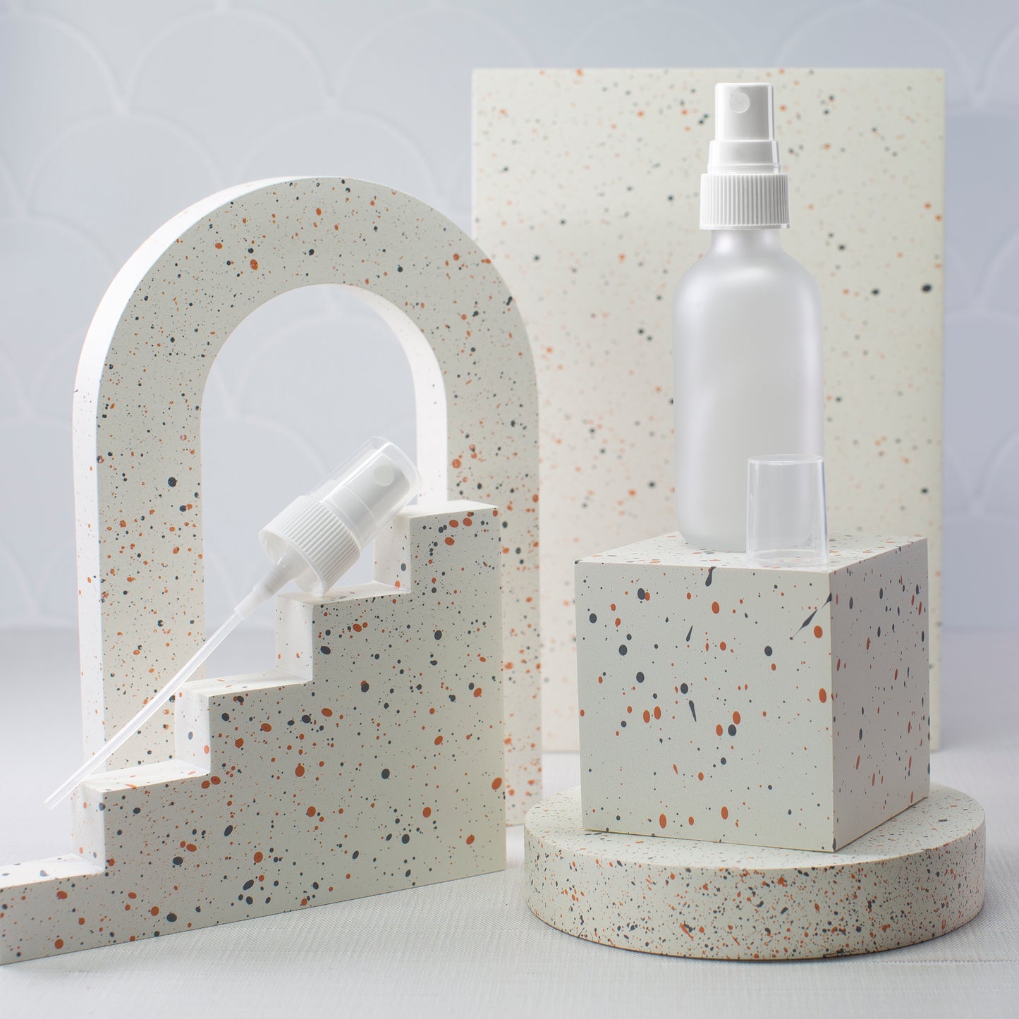 2 oz Frosted Glass Bottle with 20-400 White Fine Mist Sprayer