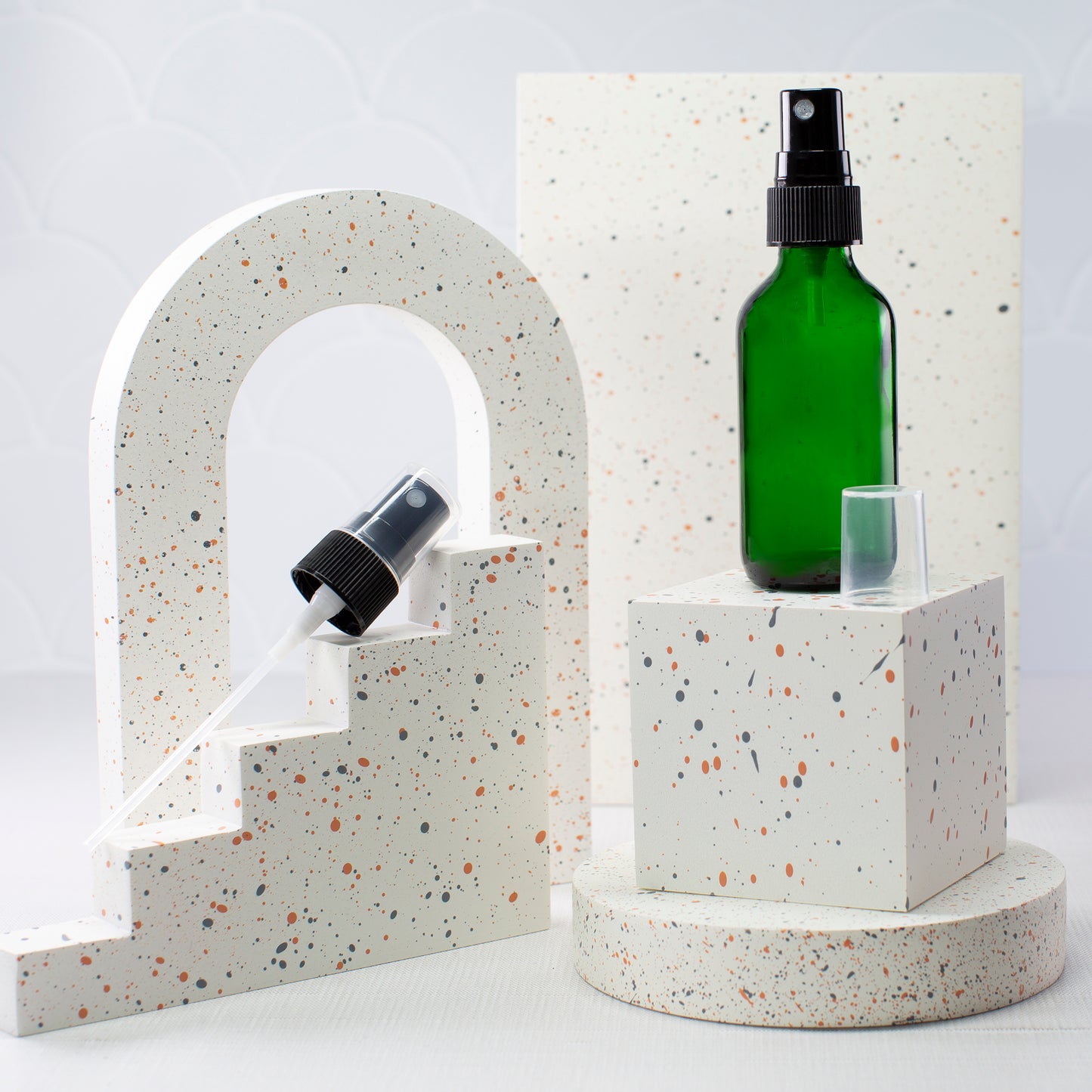 2 oz Green Glass Bottle with 20-400 Black Fine Mist Sprayer