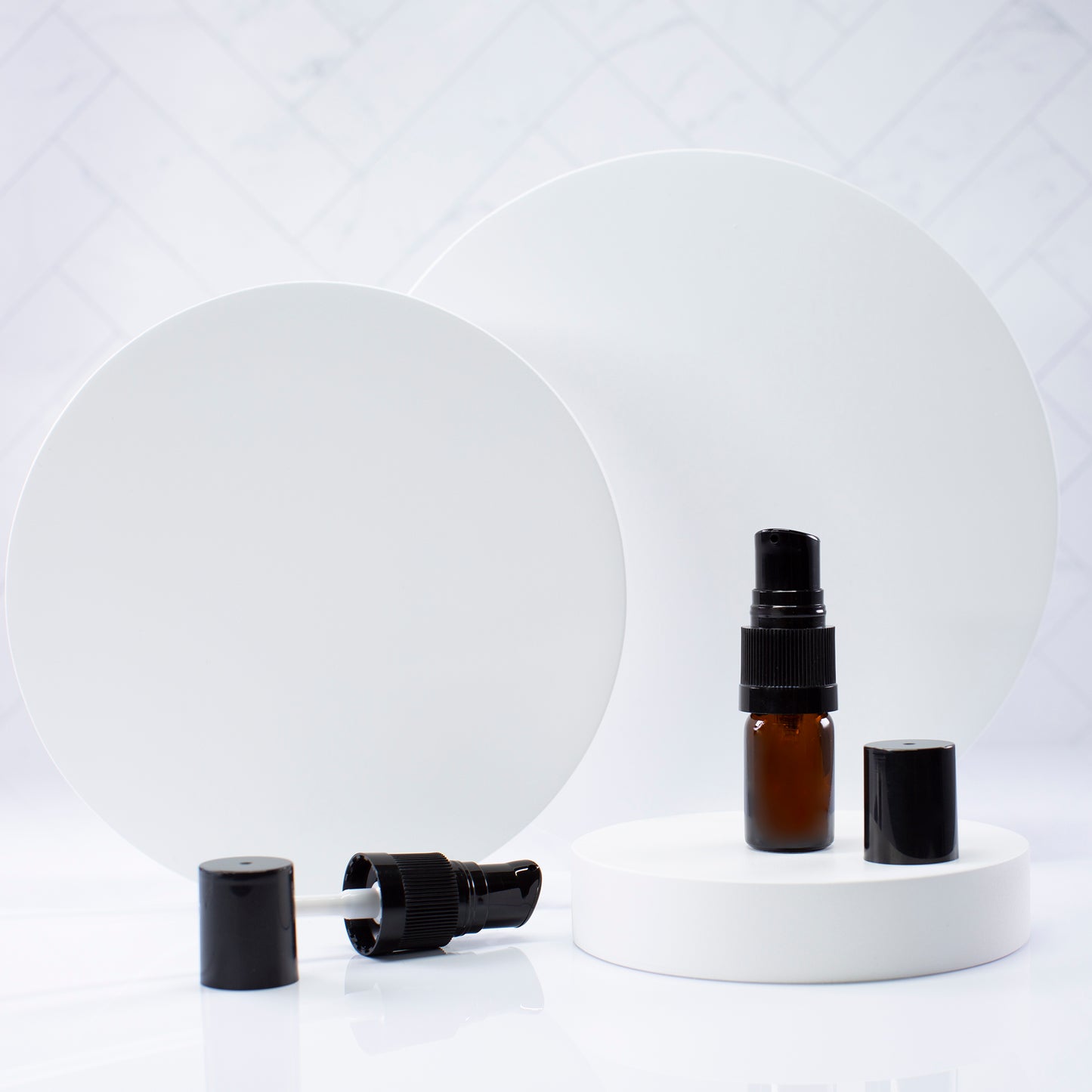 5 ml Amber Essential Oil Bottle with 18-400 Black Treatment Pump