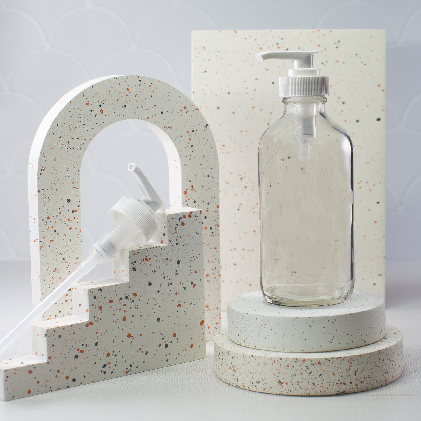 8 oz Clear Glass Bottle with 28-400 White Saddle Pump