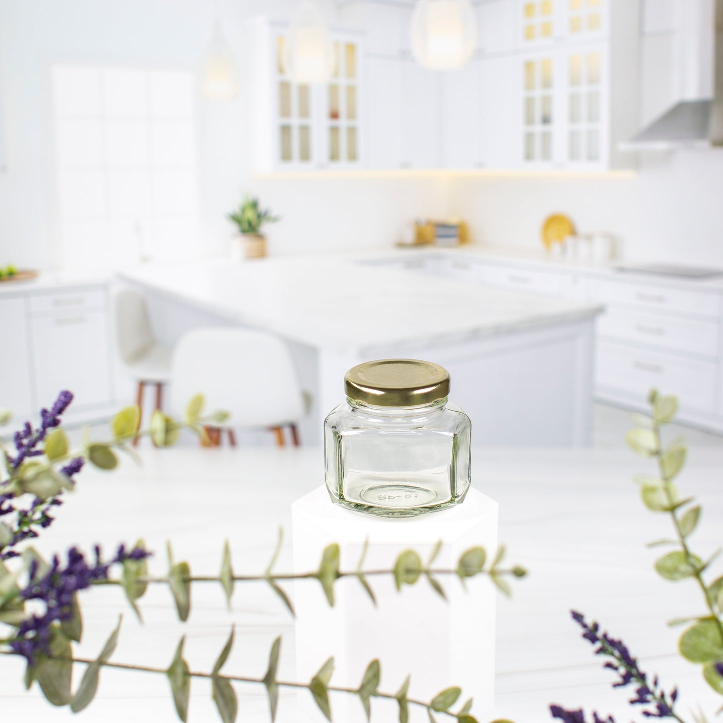 110 ml Oval Hexagon Glass Jar with 48mm Gold Metal Lug Cap