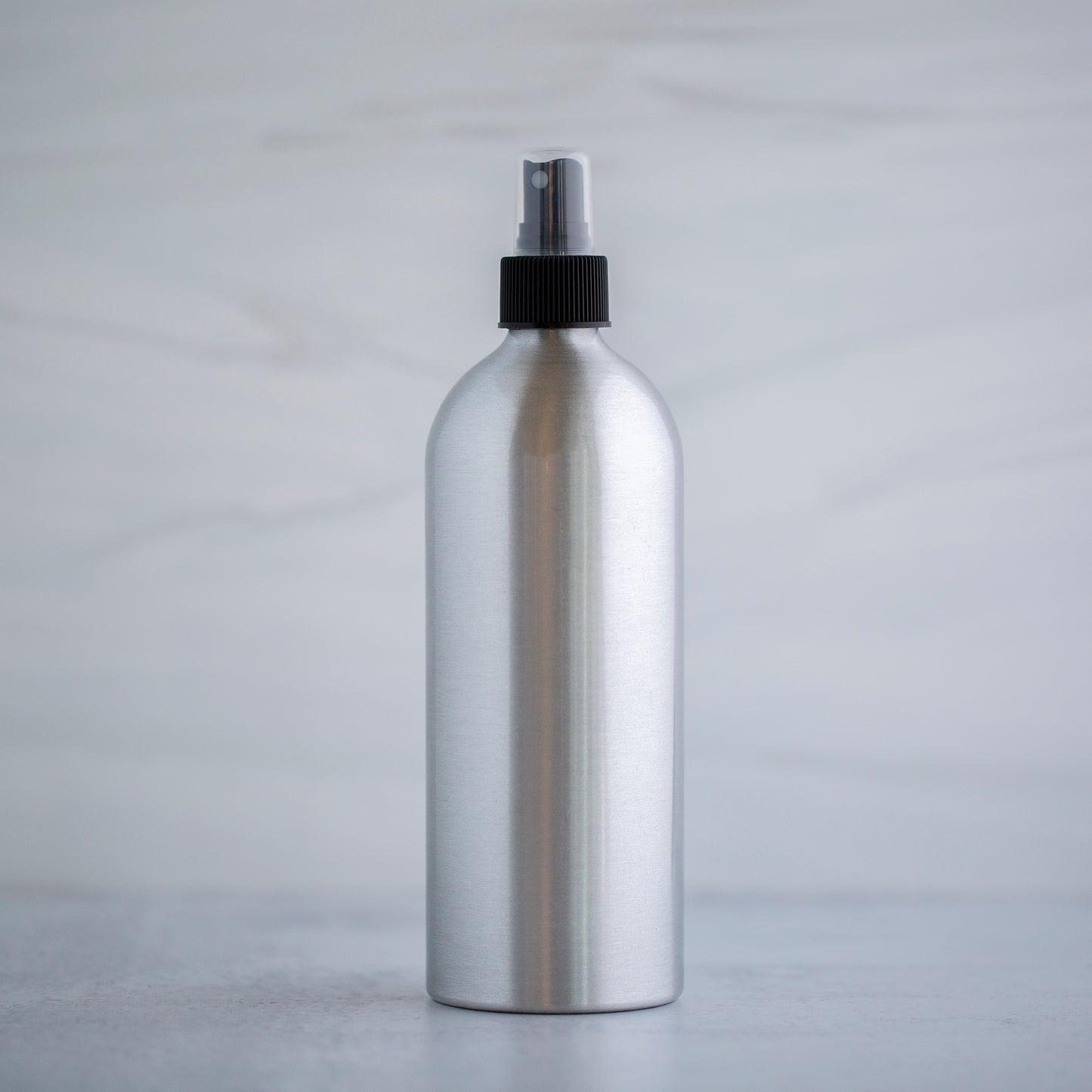 480 ml / 16 oz Aluminum Bottle with 24-410 Black Mister