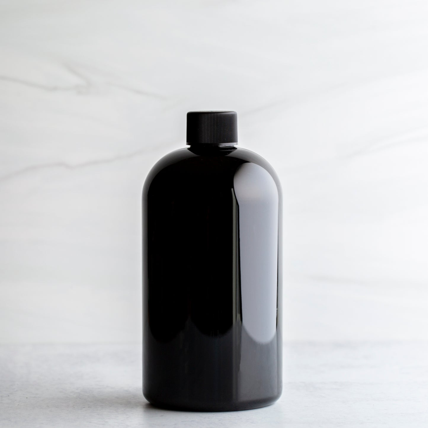 16oz Black Boston Round with Black Screw Cap