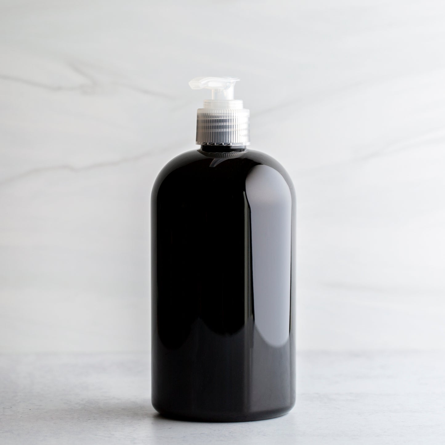16oz Black Boston Round Bottle with Natural Pump