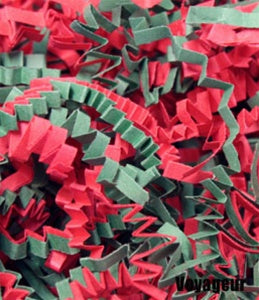 Basket Shred Crinkle Cut Red and Green Mix