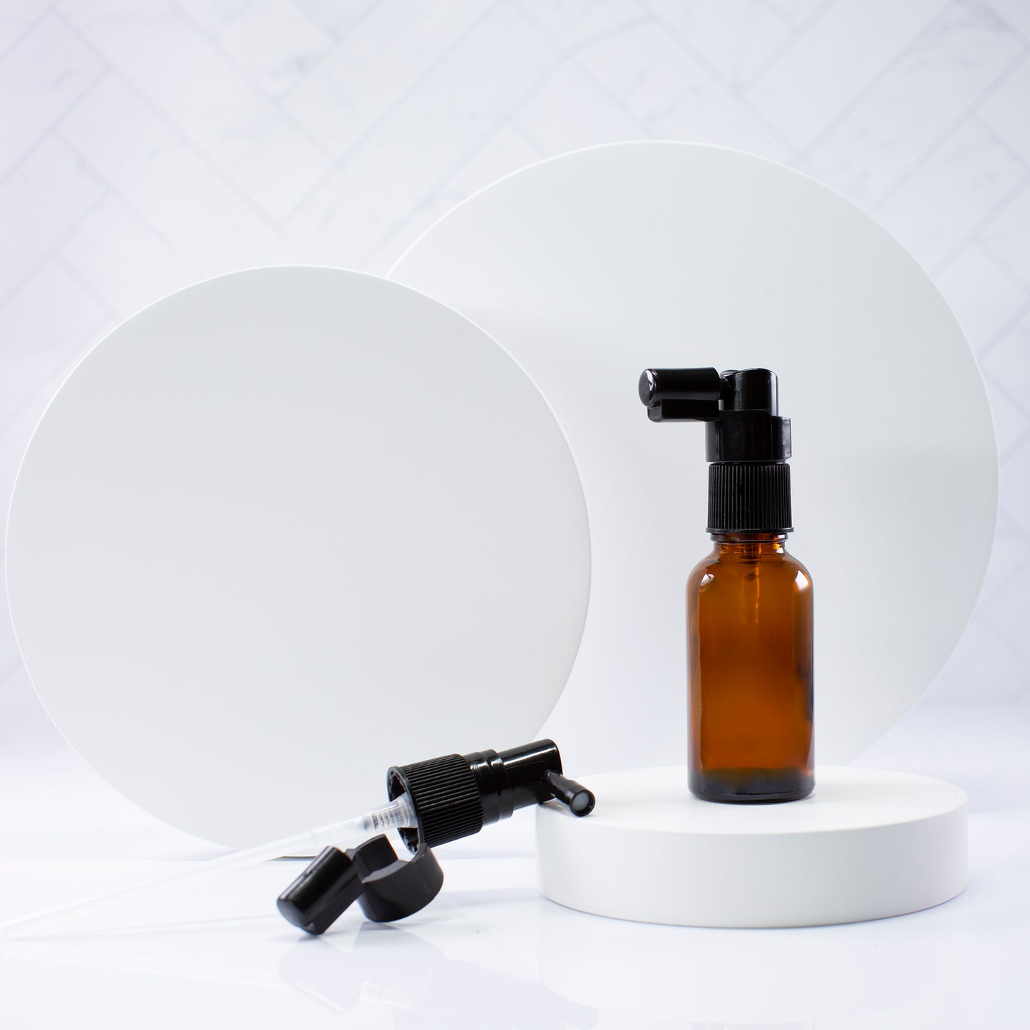 30 ml Amber Essential Oil Bottle with 18mm Black Spray Pump