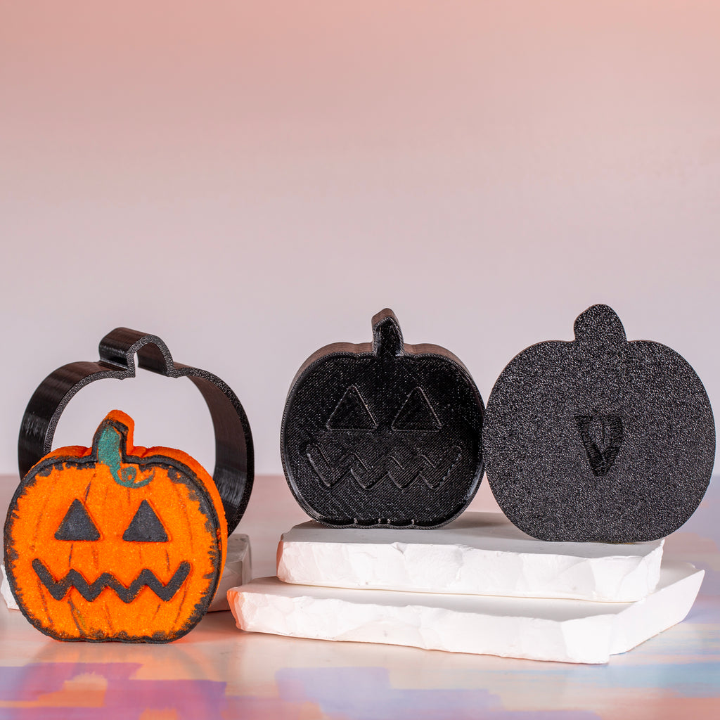 Jack O' Lantern - 3D Printed Bath Bomb Mold – Voyageur Soap & Candle