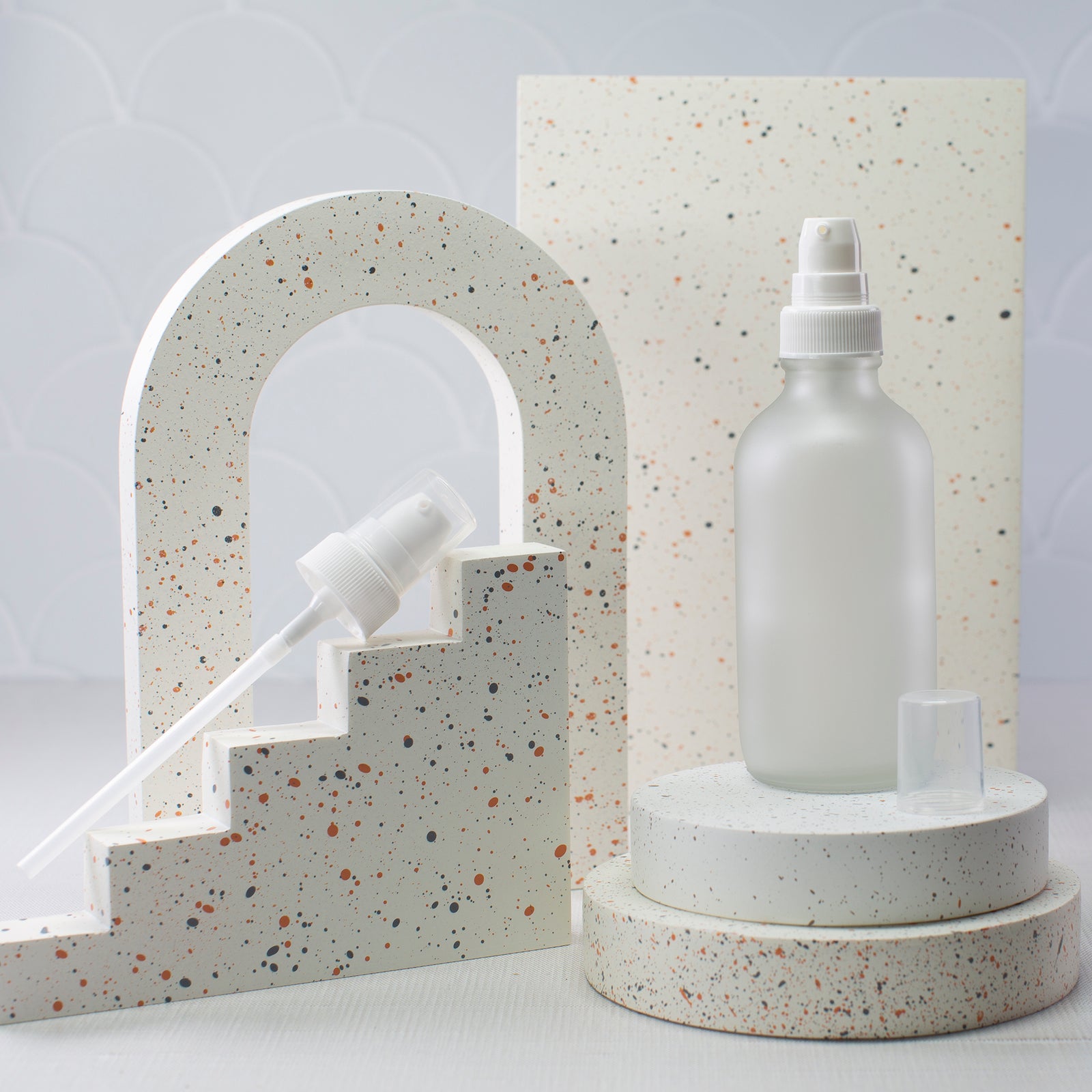 4 oz Frosted Glass Bottle with 22-400 White Treatment Pump