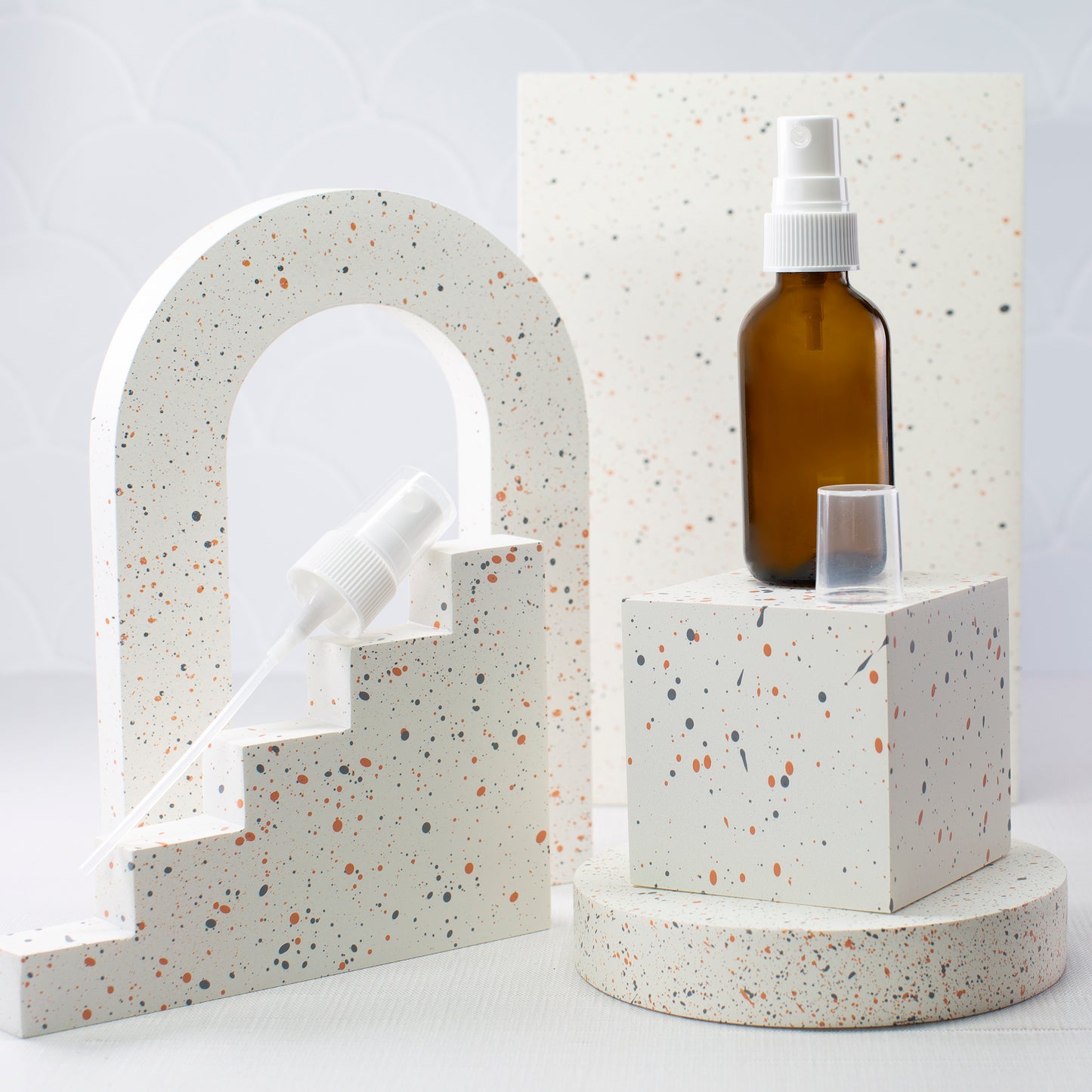 50 ml Amber Glass Bottle with 20-400 White Fine Mist Sprayer