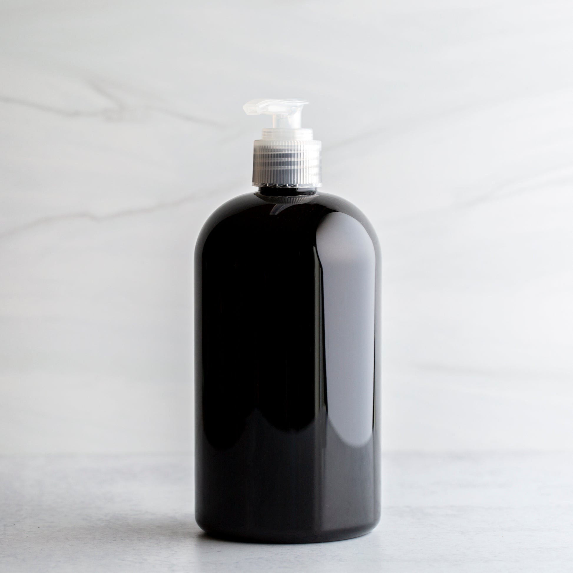 16oz Black Boston Round Bottle with Natural Pump