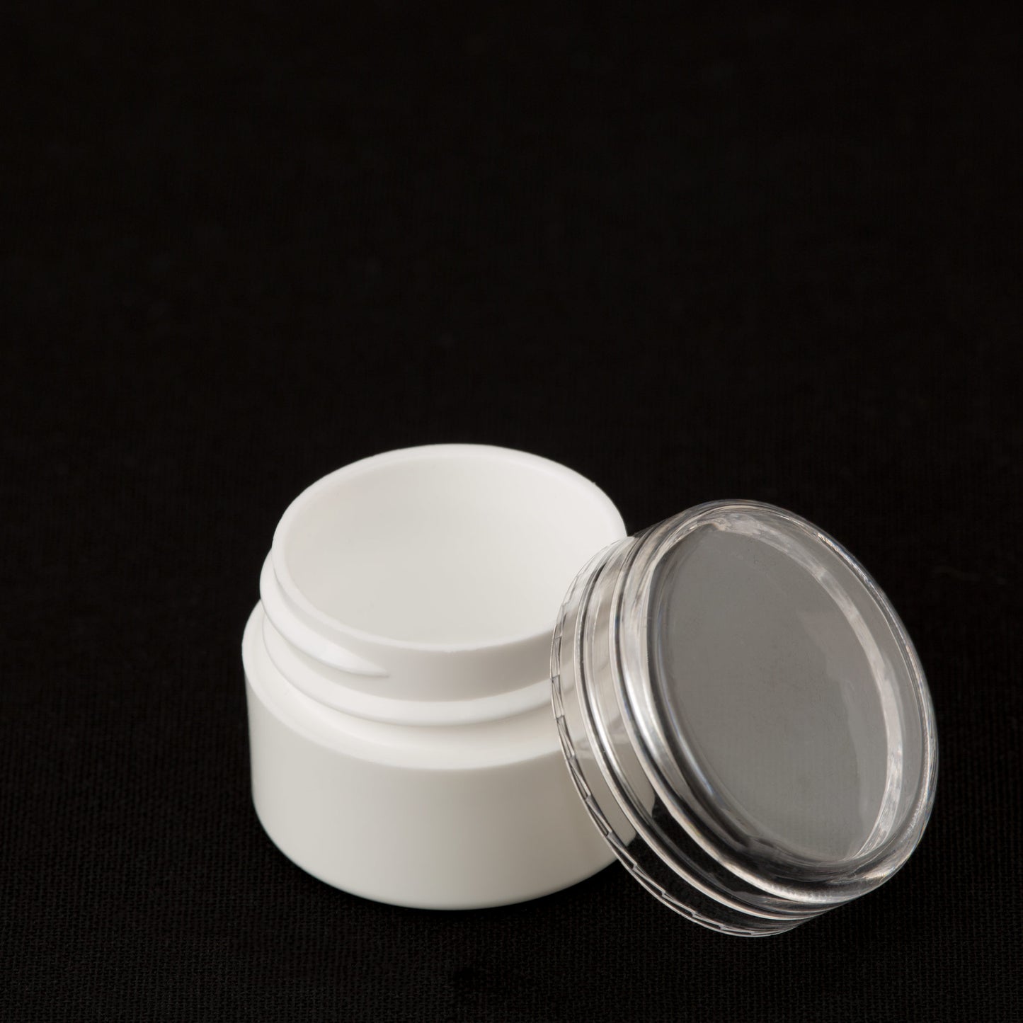 .25 oz / 7.5ml White Lip Balm Jar with Clear Cap
