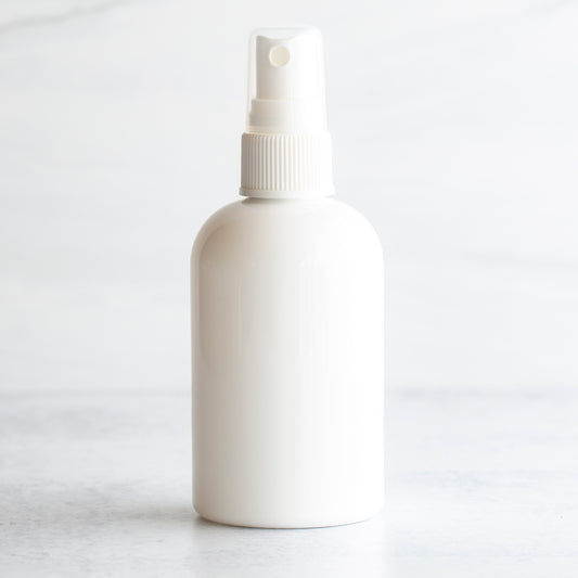 4 oz White PET Boston Round Bottle with 20-410 White Fine Mist Sprayer