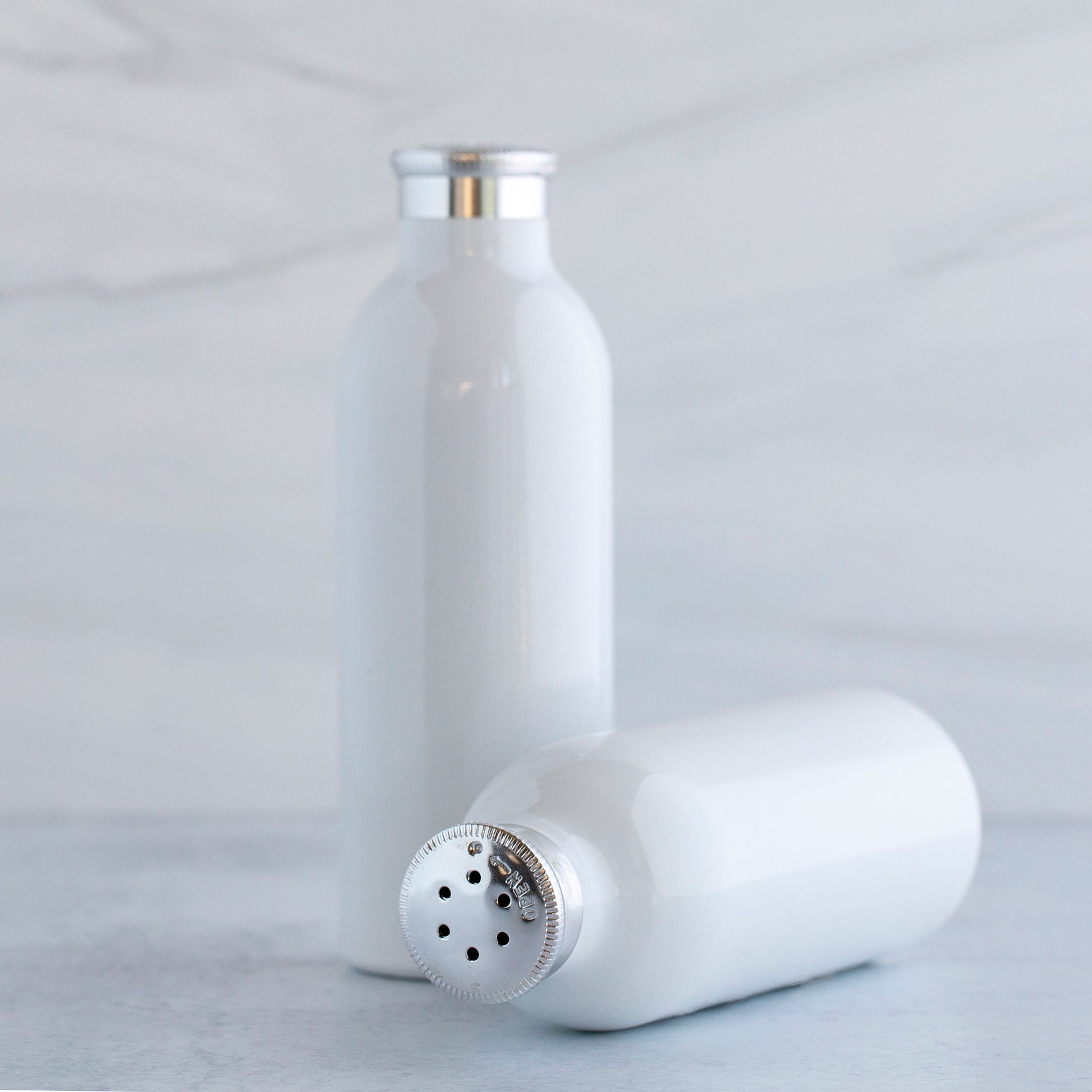 180 ml White Aluminum Powder Shaker