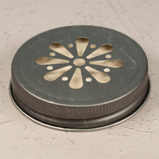 70-450 Metal Antique Pewter Daisy Cap with Poly/Pulp Liner