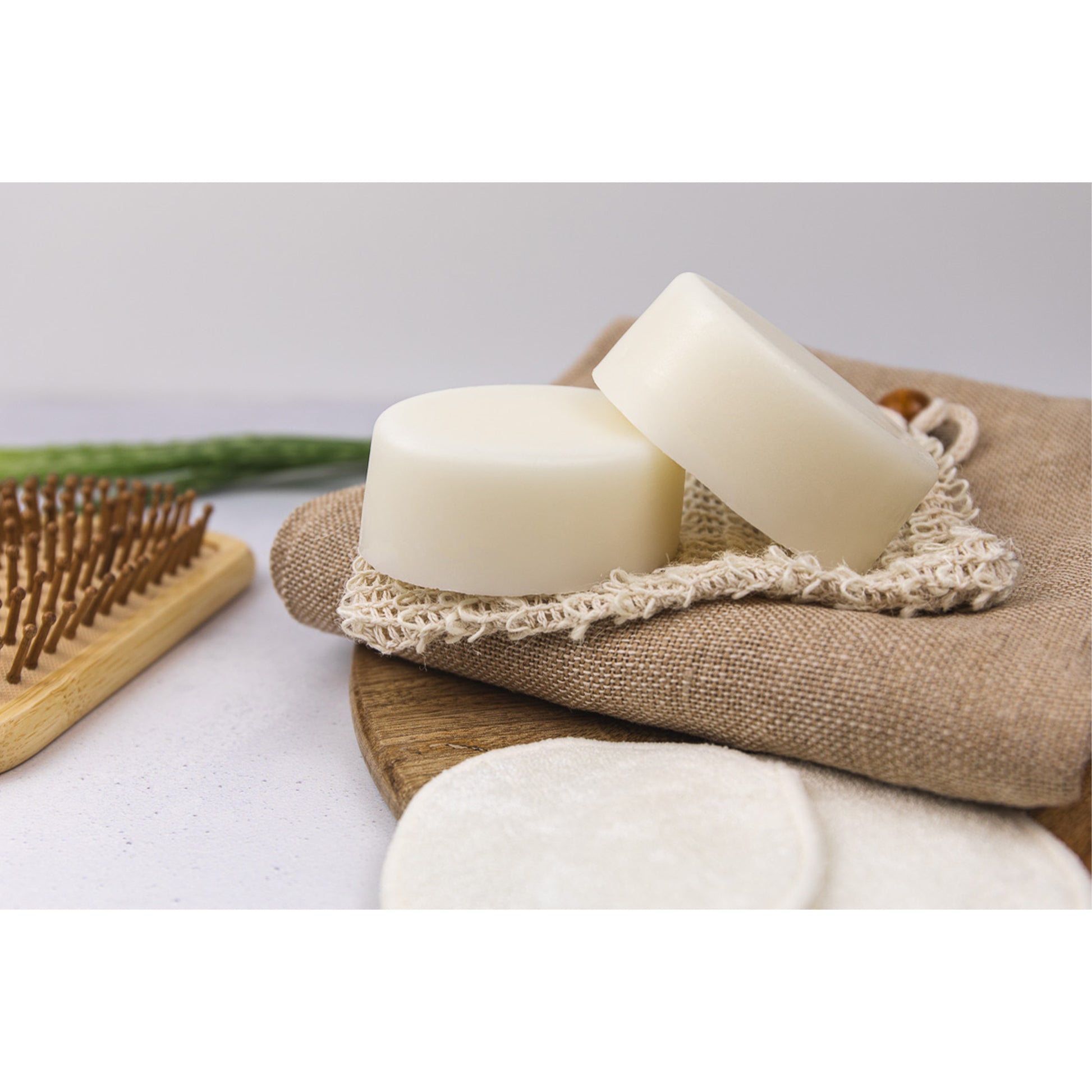 Stephenson Solid Conditioner Bar Hair Care Base Voyageur Soap & Candle